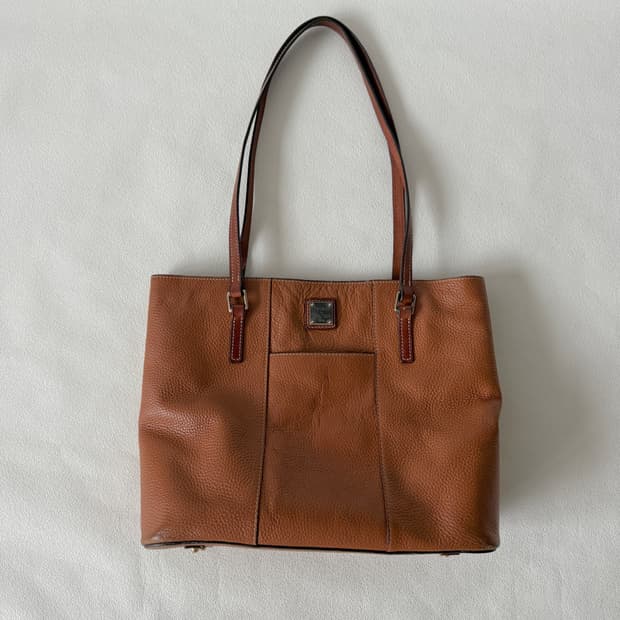 두니앤버크(DOONEY&BOURKE) 레더 숄더백(riri zip)