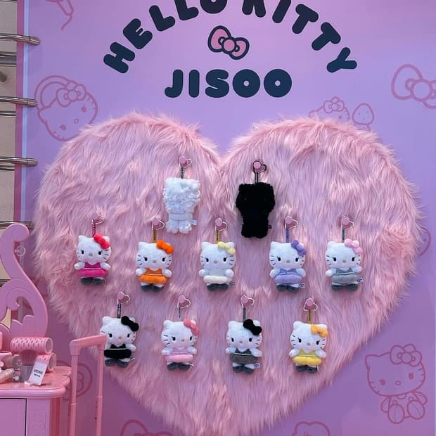 헬로키티 지수 콜라보 인형 키링 팝니다(박스오픈 봉지노오픈)