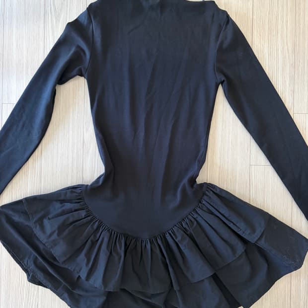 Zara 블랙 롱슬리브 탑