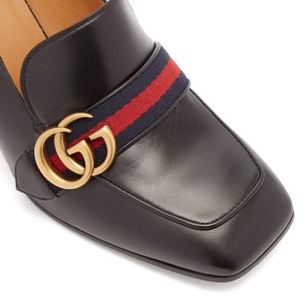 구찌 페이톤 진주 엠벨리쉬 레더 로퍼(235사이즈)