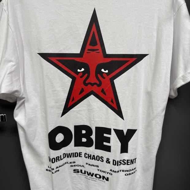 Obey 흰색 티셔츠 M 남여공용