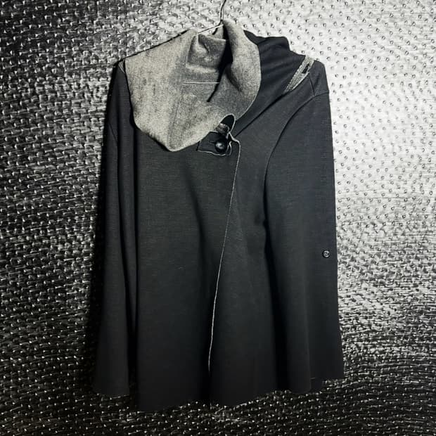 드레이프 레이어드 하이넥 자켓