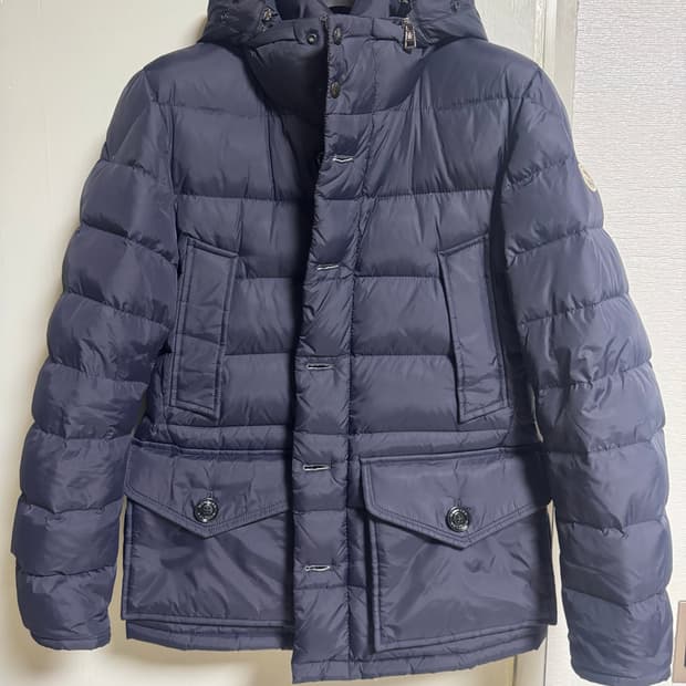 몽클레어 클루니 네이비 패딩