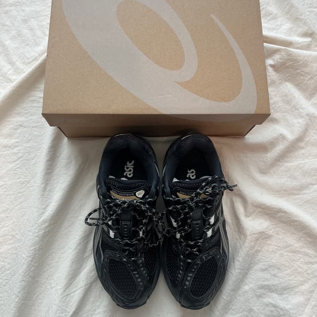 아식스 젤 님버스 10.1 블랙:클레이그레이