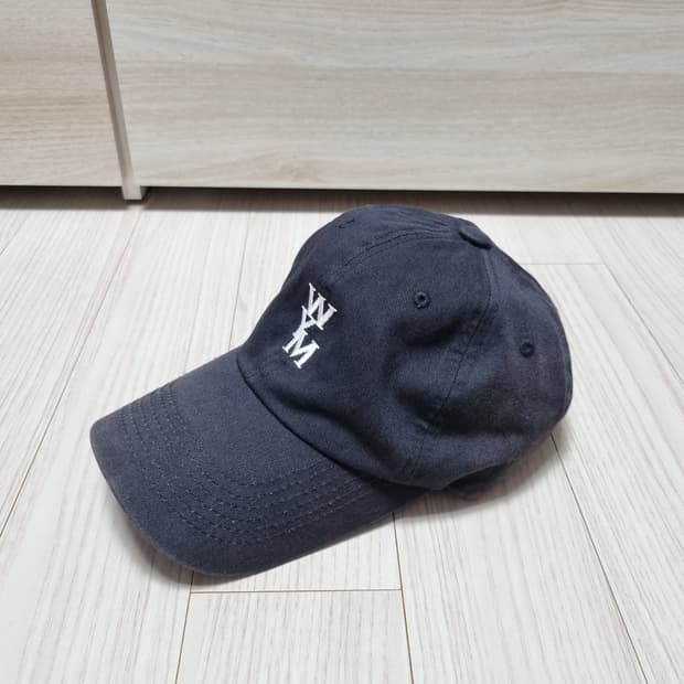 우영미 볼캡 모자