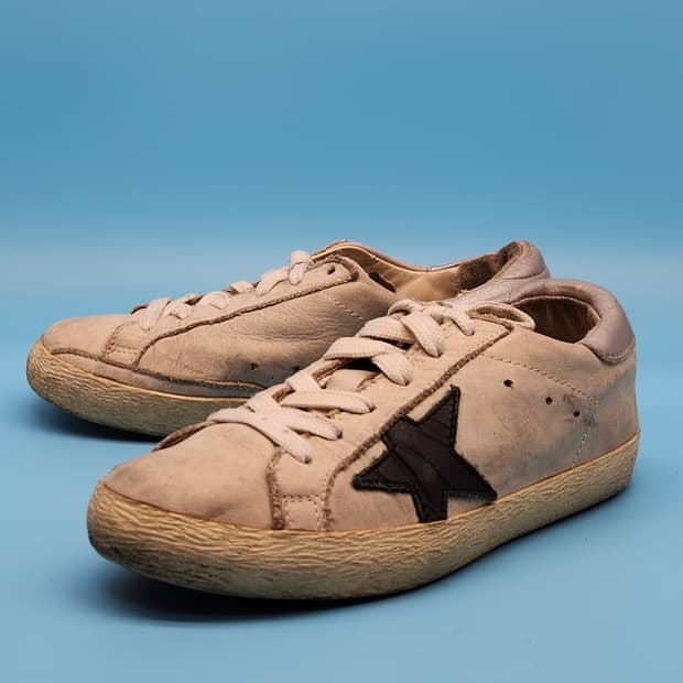 oo 골든구스 슈퍼스타 스니커즈36 230