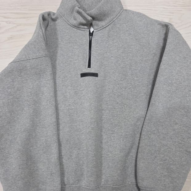 피어오브갓 에센셜  하프집업 맨투맨 그레이 M사이즈