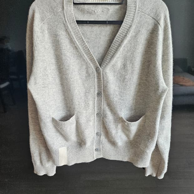 손정완 캐시미어100%가디건