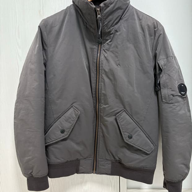 C.P Company 패딩 봄버 자켓