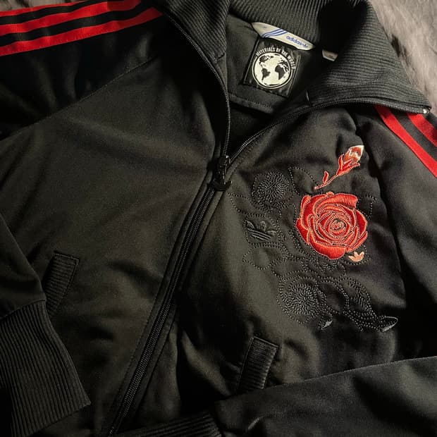 S/90) [희귀/한정판] 아디다스 MOTW 스페인 검빨 장미자수 트랙탑