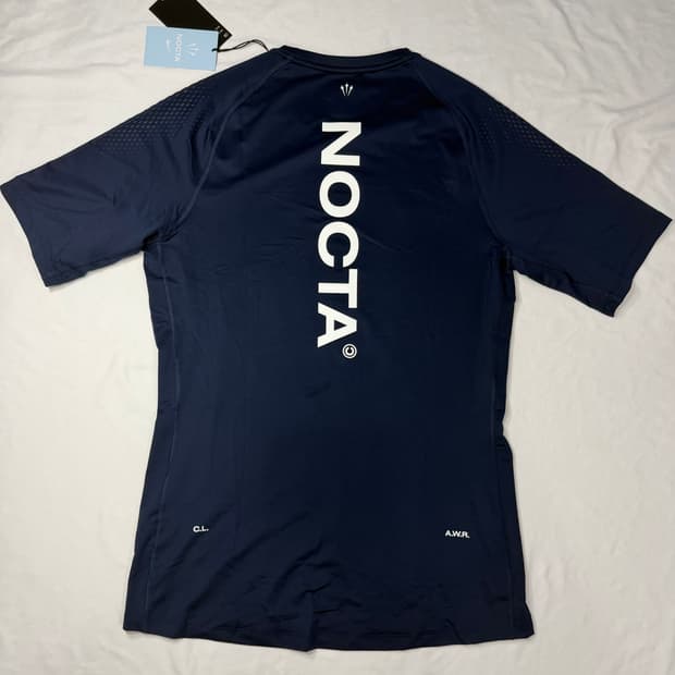 나이키 녹타 반팔 NRG 에센셜 숏슬리브 베이스 레이어