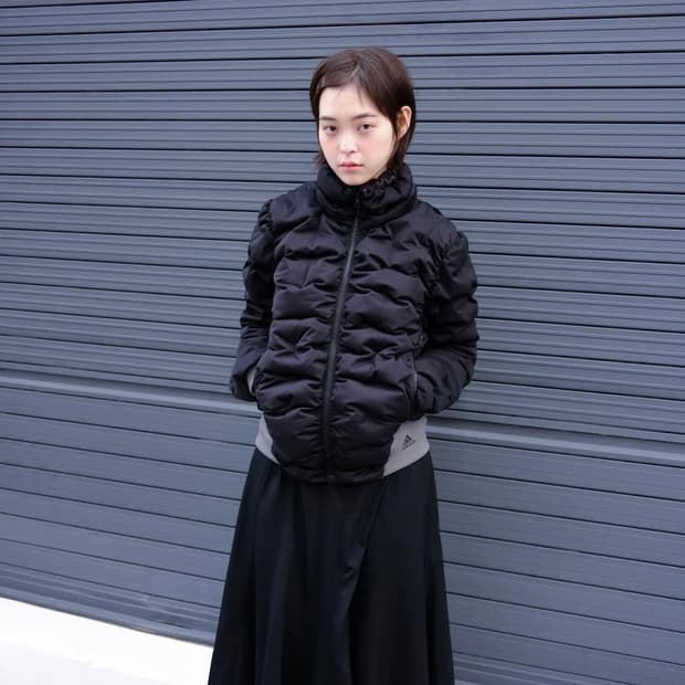 아디다스 경량 패딩