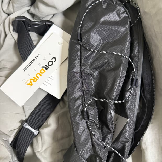 and wander sil waist 블랙 새상품