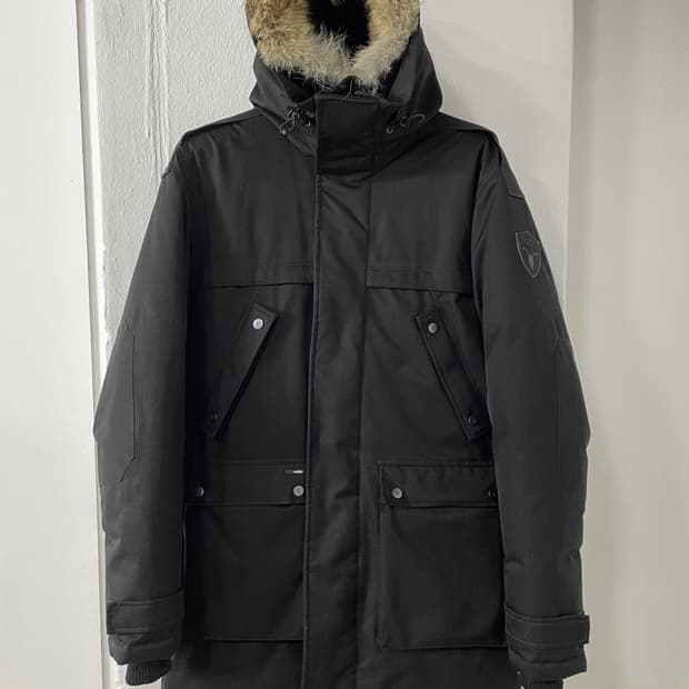 노비스 야테시 코요테 퍼 다운 파카