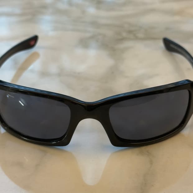 오클리 파이브스 스퀘어드 유광 블랙