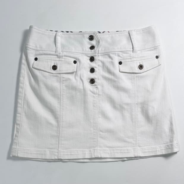 버버리 화이트 데님 스커트 