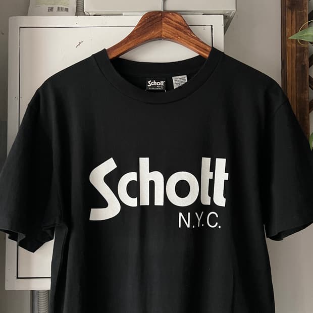 [M]SCHOTT 쇼트 로고 프린팅 티셔츠