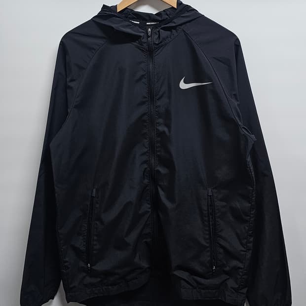 나이키 러닝 바람막이 L