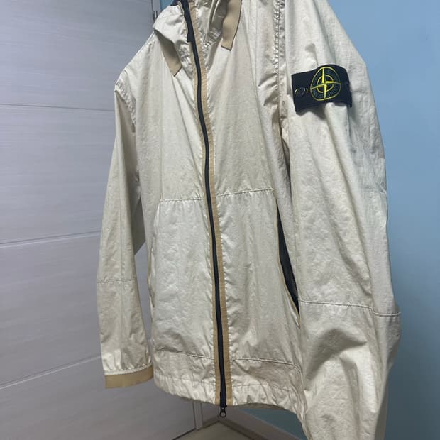 스톤아일랜드 ss21 멤브라나 아이보리 L사이즈