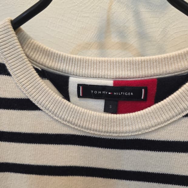 타미힐피거 스트라이프 코튼니트