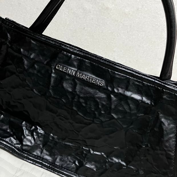 H&M 글렌마틴스 와이어 숄더백