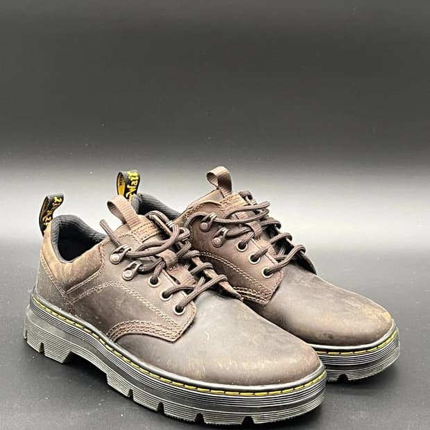 닥터마틴 리더 크레이지 호스 레더 유틸리티 슈즈 다크 브라운