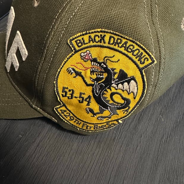 토이즈맥코이 모자 black dragon