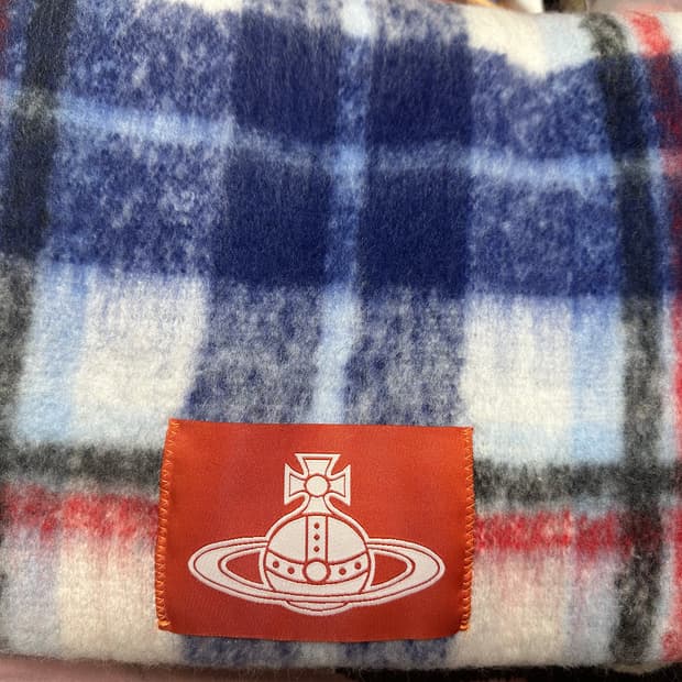 비비안웨스트우드 체크 알파카모헤어울머플러 남여공용