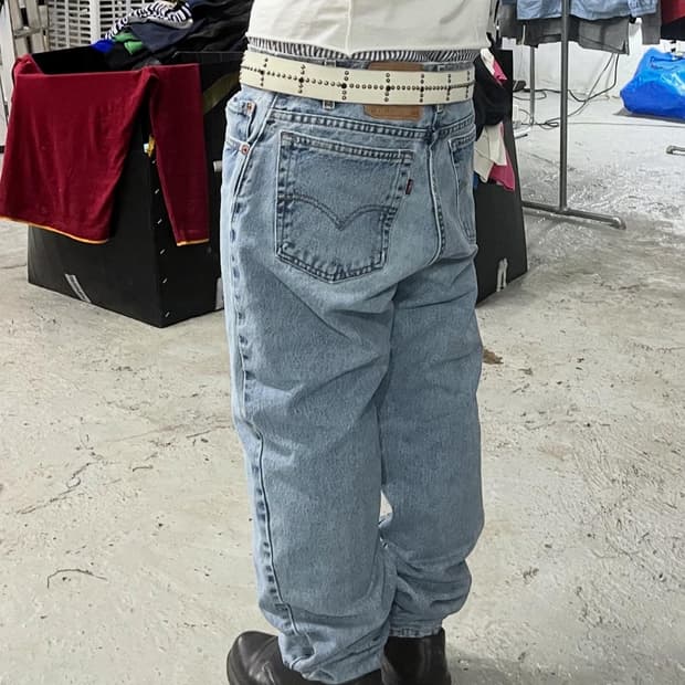 90s Levi’s 550 (made in usa)