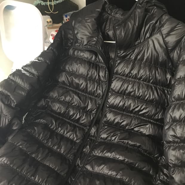 (S) 유니클로 후드 경량패딩 블랙