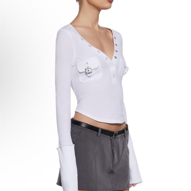 generation kiss 화이트 롱슬리브탑 xs