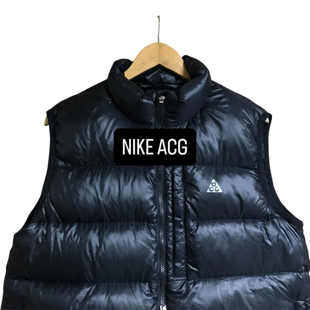 나이키 acg 검정 조끼패딩점퍼