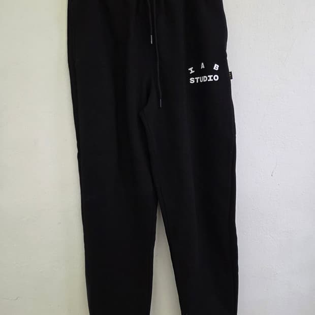 아이앱 스튜디오  IAB STUDIO 블랙 스웨트팬츠 M