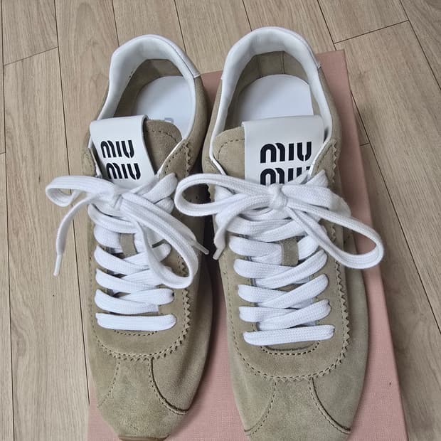 미우미우 플룸 39