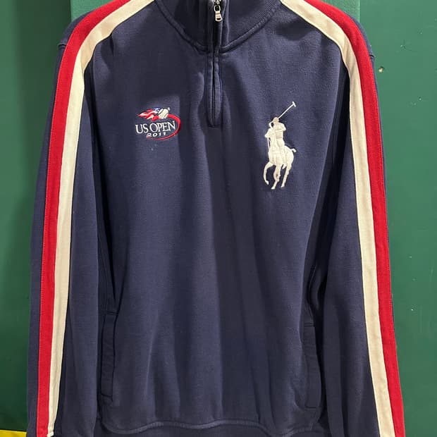 폴로 빅포니 반집업니트100사이즈