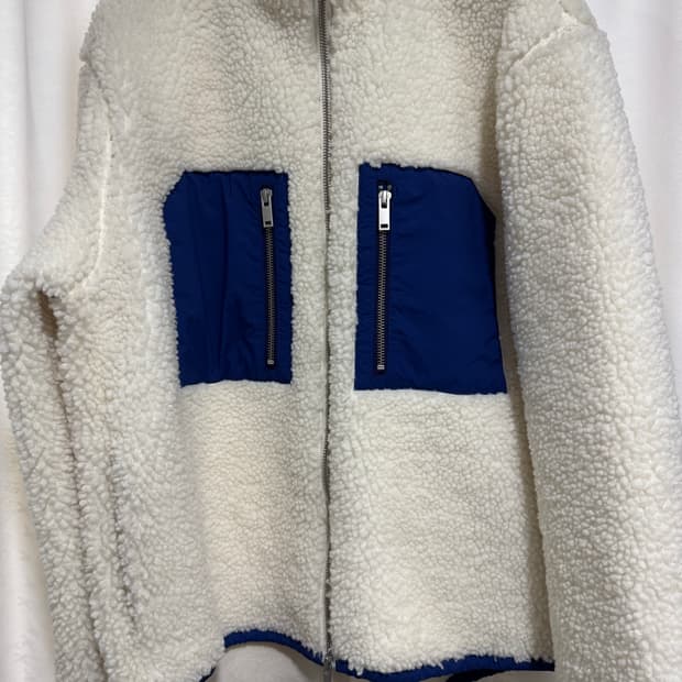 COS 뽀글이 집업 자켓 