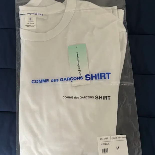 CDG 로고 롱슬리브 화이트