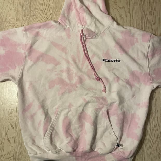 디스이즈네버댓 thisisneverthat 타이다이 후디 L 판매합니다.