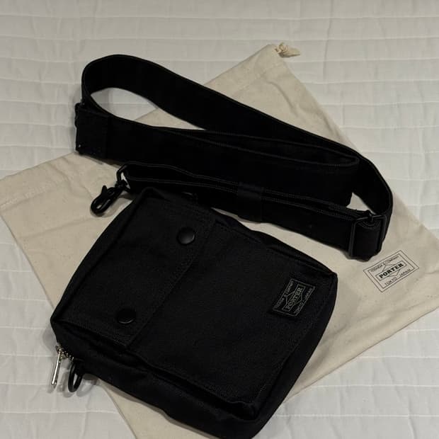 포터 스모키 버티컬 숄더백 네이비