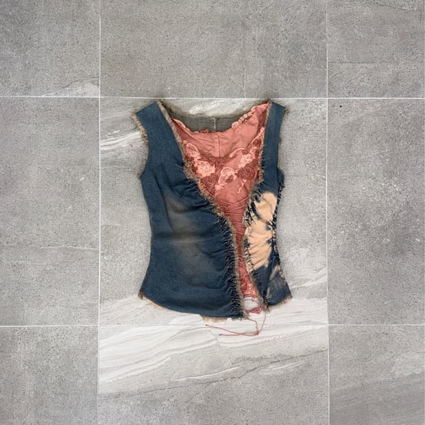 Washing denim shirring laceup sleeveless