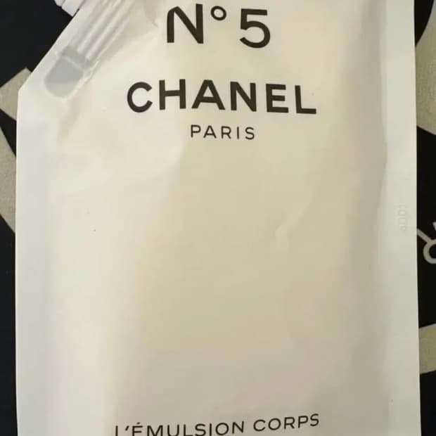 샤넬 N°5 바디로션 200ml 새상품