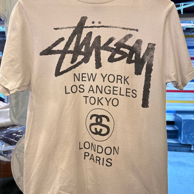 스투시 월드투어 화이트 반팔티