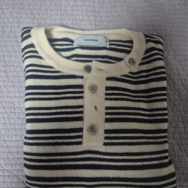 웨이비니스 스트라이프 헨리넥 니트 1사이즈