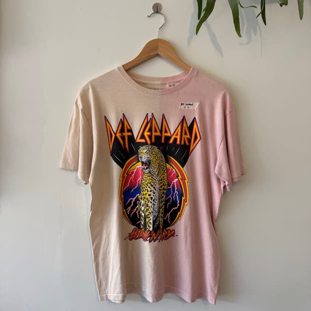 Def Leppard “High ‘N’ Dry” Graphic T-Shi