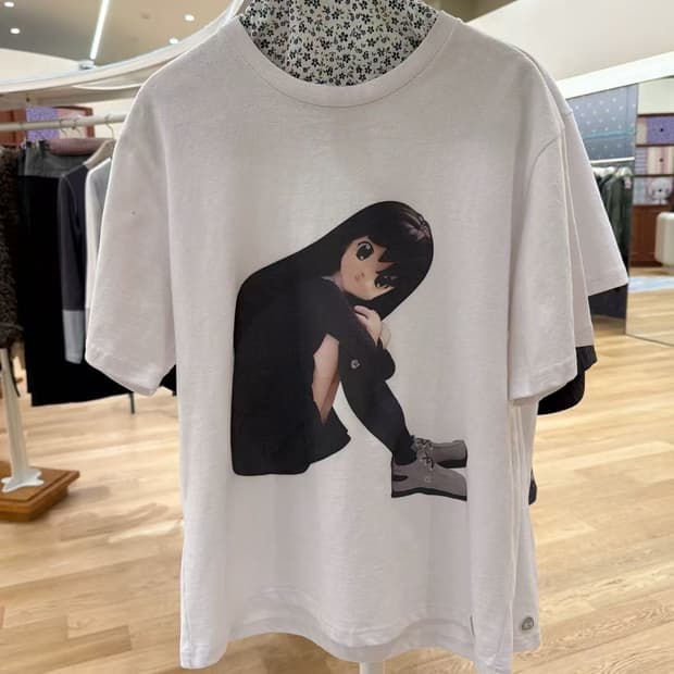 Coyseio 반팔티셔츠 새상품