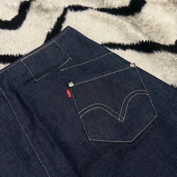 [S]리바이스 엔지니어드 랩 미니 스커트/생지