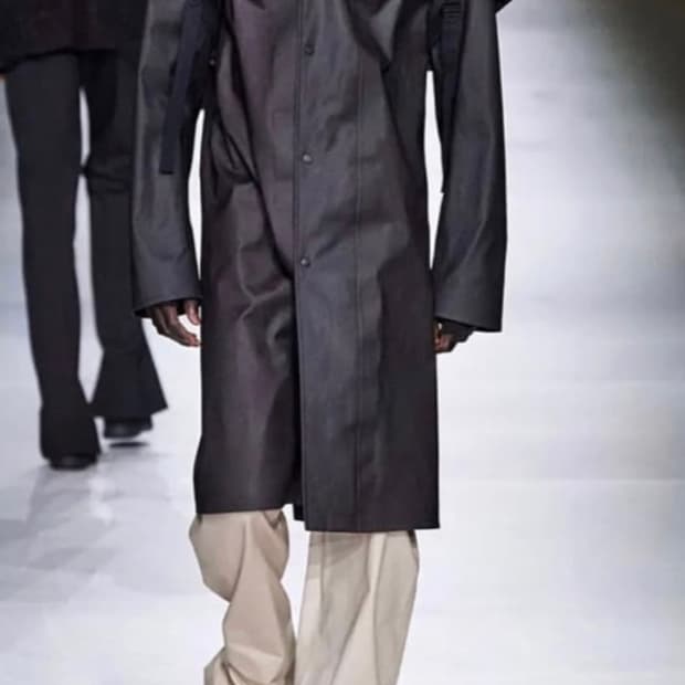 50sz 보테가베네타 20fw 명작 카고 스트랩 팬츠