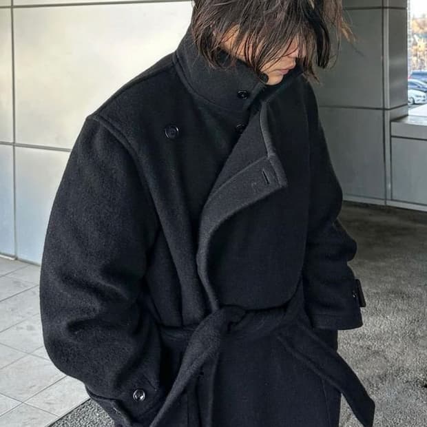 (xxs)르메르 22fw 랩코트 블랙