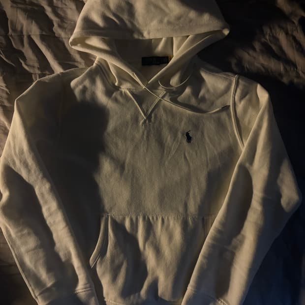 폴로 신형 후드티 m사이즈