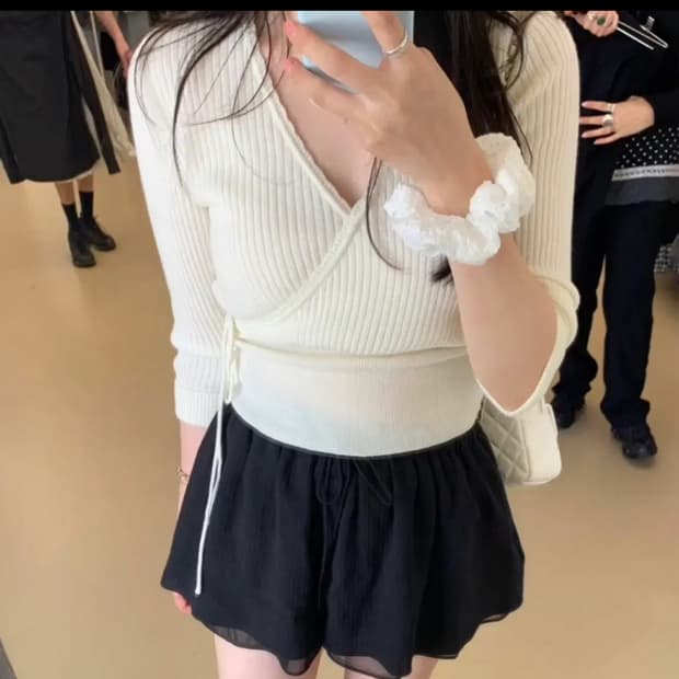 새상품)베르니마켓 멜로우 랩 니트 아이보리